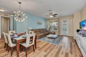 Polished, Luxurious Condo in Vista Cay, Near Themed Parks! #2VC206